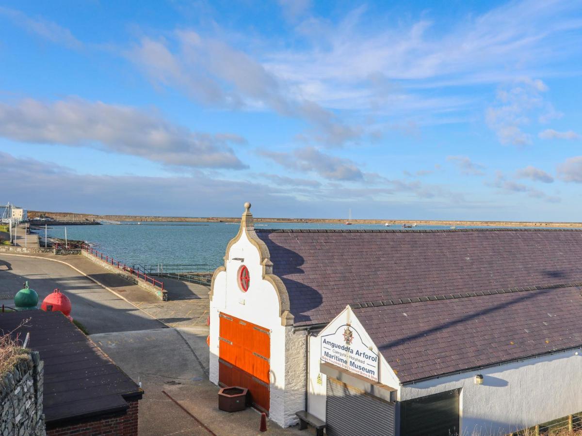 Port Apartment 1 Holyhead Exterior foto